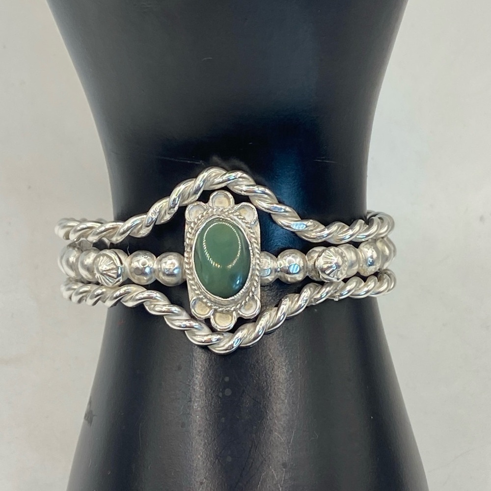 Sold - Picture 6 of 11